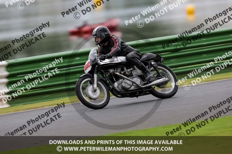 Vintage motorcycle club;eventdigitalimages;mallory park;mallory park trackday photographs;no limits trackdays;peter wileman photography;trackday digital images;trackday photos;vmcc festival 1000 bikes photographs